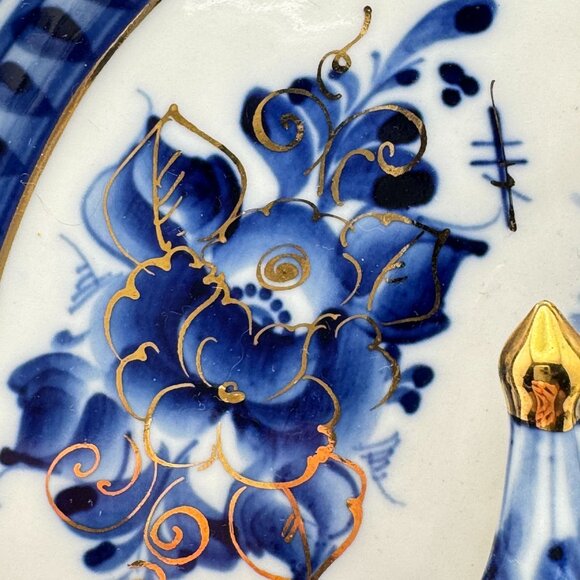 Gzhel Russian Ceramic Wall Plate With 3D Temple Design & Gold Accents Vintage - Picture 6 of 11